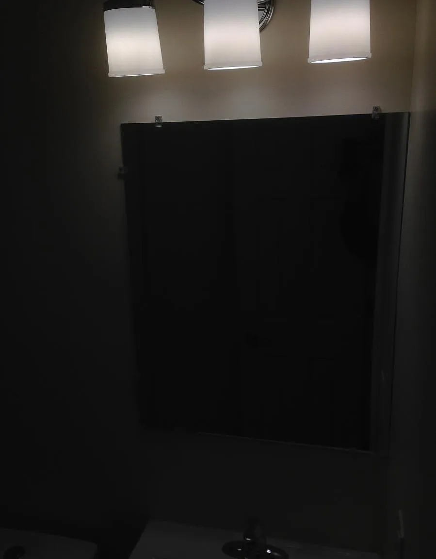 2 bed, 600 sqft, $700 — Photo 2