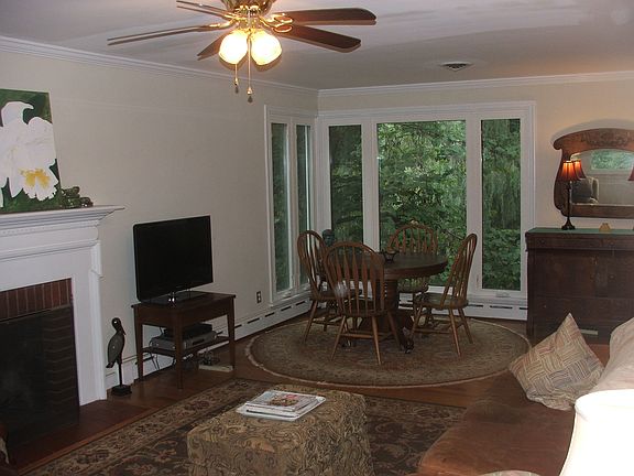 2nd image of 4106 Forest Cir
