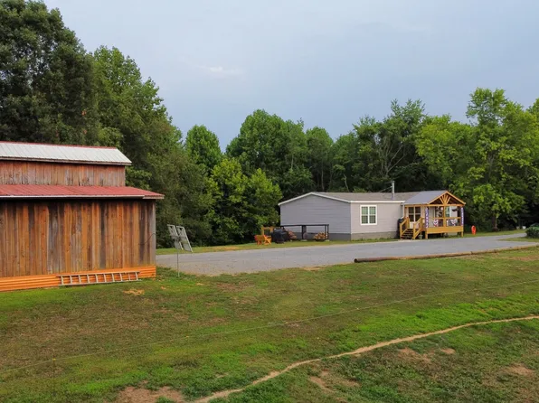 158 Pond Ridge Ln, Gainesboro, TN 38562