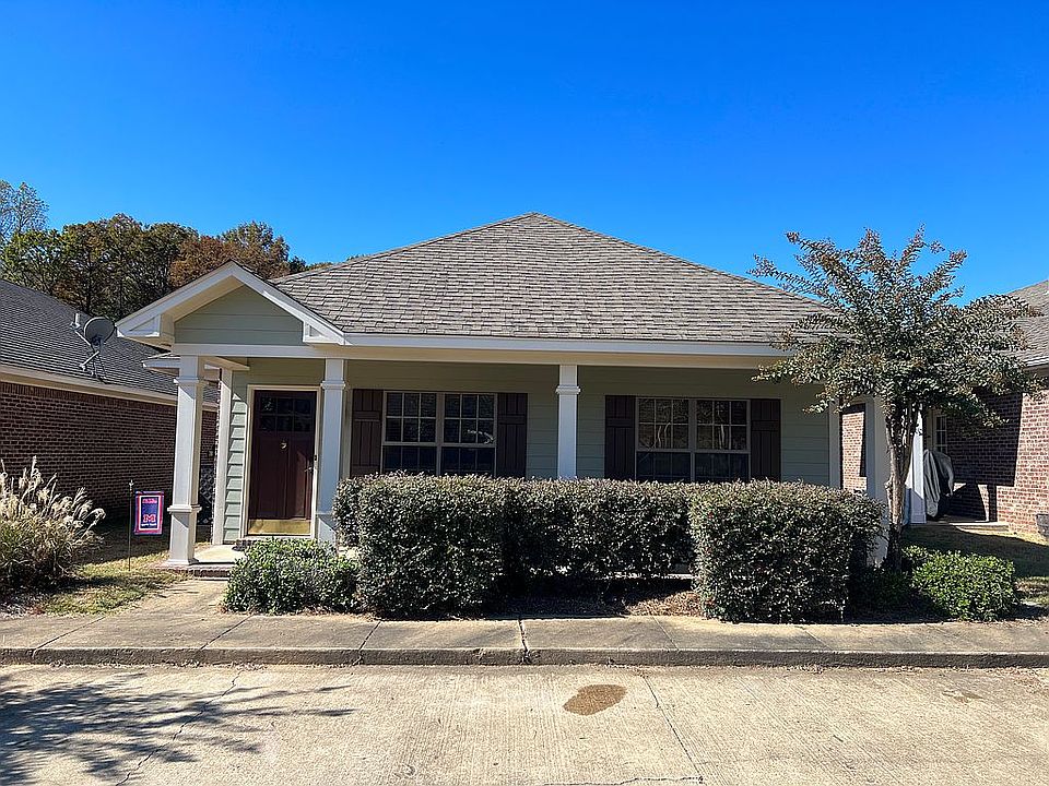 1st image of 123 Cypress Cir
