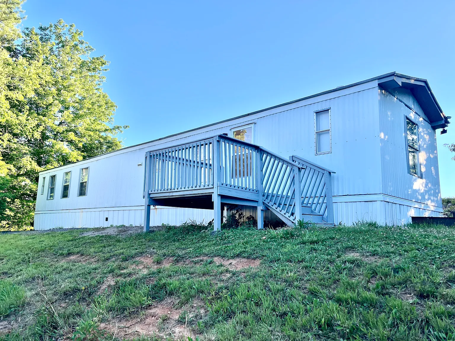 3 bed, 1065 sqft, $1,275 — Photo 1