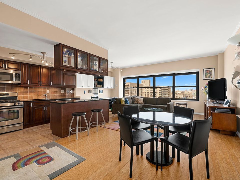 1st image of 140 W End Ave #30M