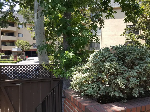 638 Wilcox Ave, Los Angeles, CA 90004