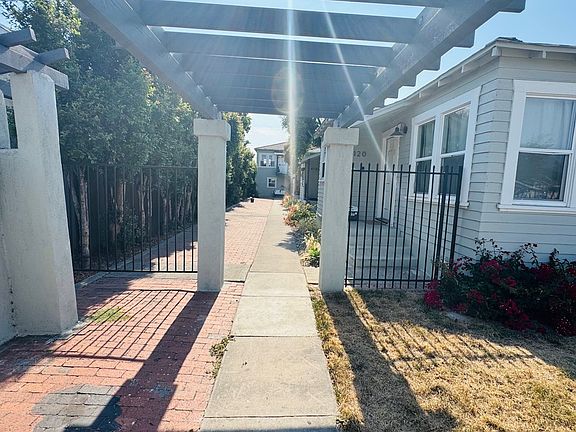 5th image of 4114-20 N 39th St #4118