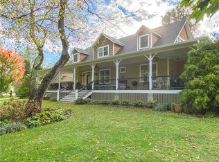 569 Golf Course Rd, Clyde, NC 28721