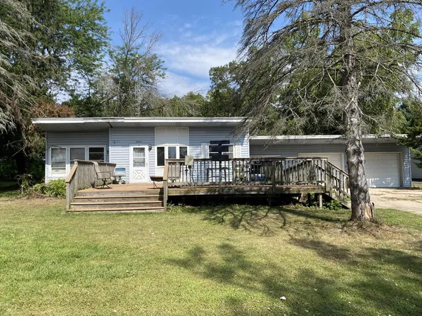 W5842 Lake STREET, Packwaukee, WI 53953