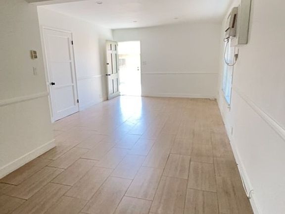 4th image of 357 S Sierra Madre Blvd APT 8