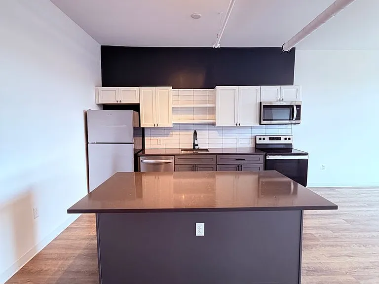 1709 FIFTH AVE — Photo 94