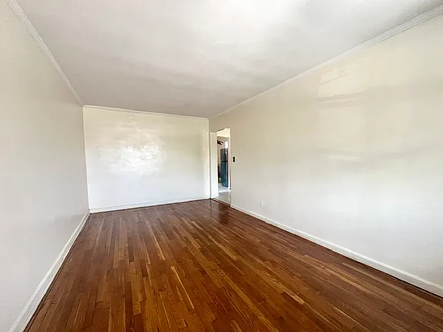 196 E 57th St #2 — Photo 4