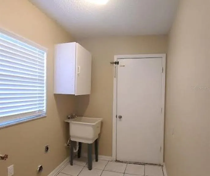8005 Beltrees Ct — Photo 24