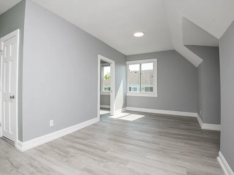 117 E Glenwood Ave #2 — Photo 13