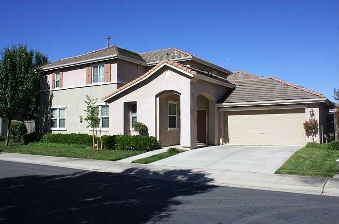 270 Anjou Circle