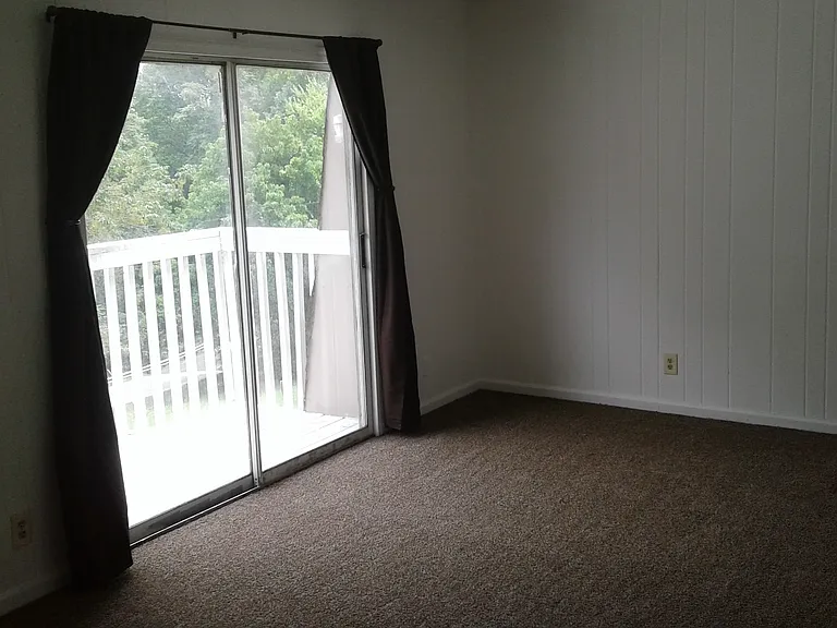 150 Mayhew Rd #A6 — Photo 2