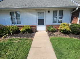 326 Cedar St, Eden, NC