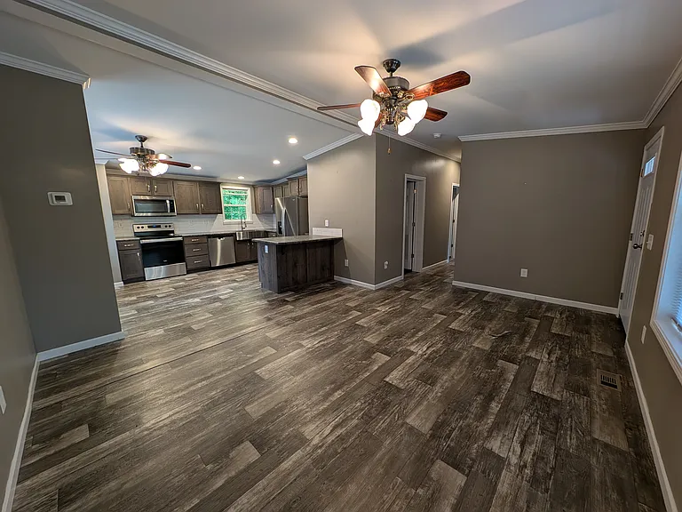 Alternate view of living area.