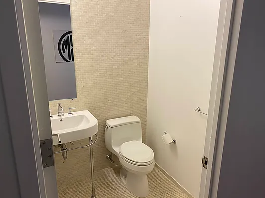 Rented by JB Mac Real Estate Inc. | media 8