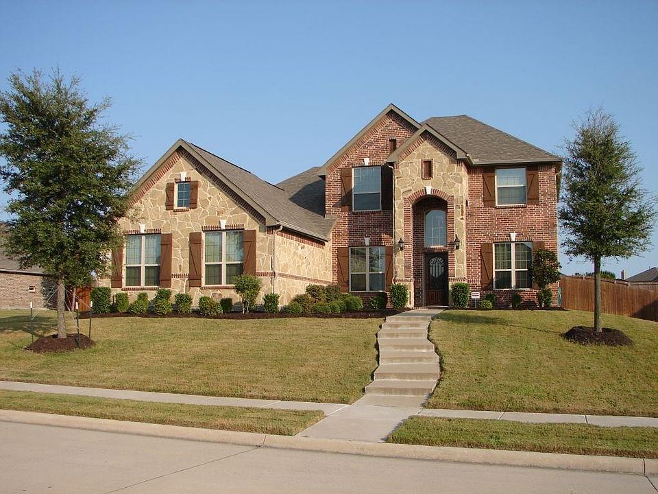 1st image of 8102 Lake Valley Ct