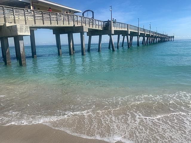 Dania Beach Pier