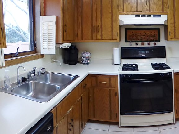 2nd image of 2442 Golden Meadow Dr