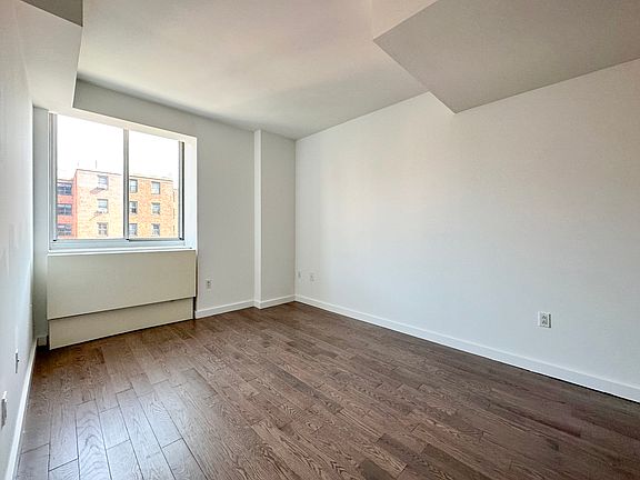 5th image of 310 E 2nd St APT 8E