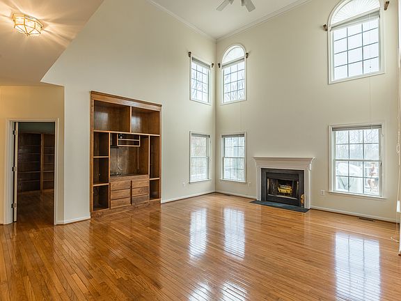 5th image of 17948 Swans Creek Ln