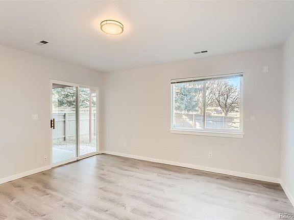 5th image of 3906 Oakwood Drive