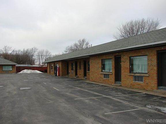5th image of 9470 Niagara Falls Blvd
