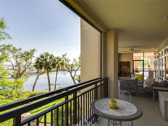 3rd image of 300 Grandview Ct Unit 321