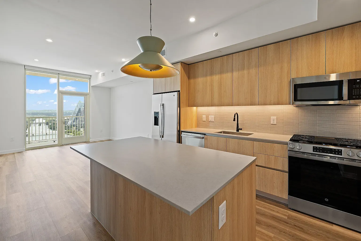 1 bed, $3,160 — Photo 1