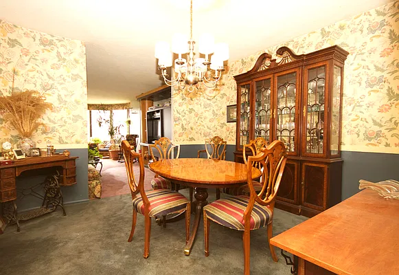 Sold by Thrasher Real Estate | media 12