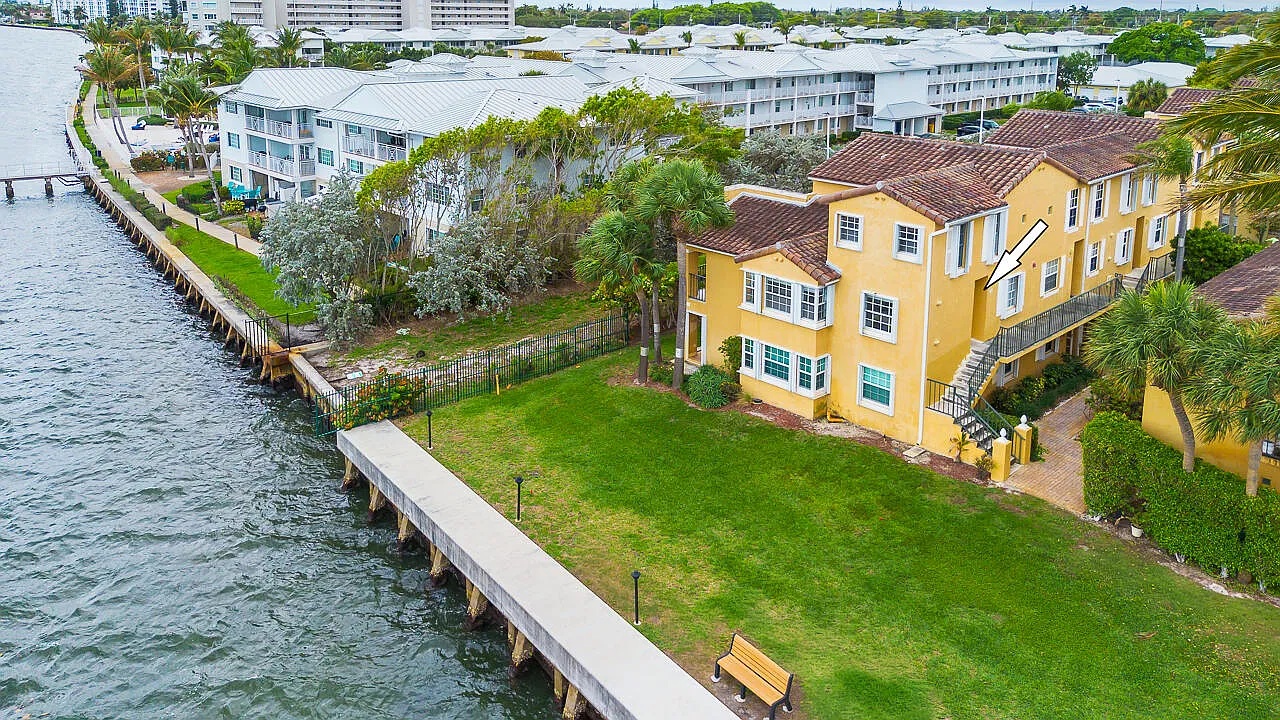 2 bed, 2.0 bath, 1206 sqft, $3,850 — Photo 1