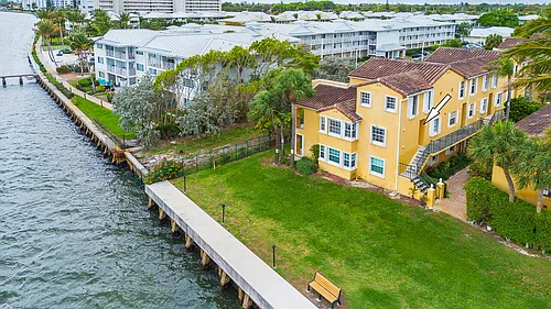 1060 Lake Shore Dr Photo 1