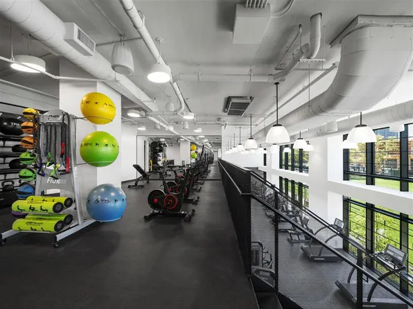 2 Blue Slip image 28 of 38