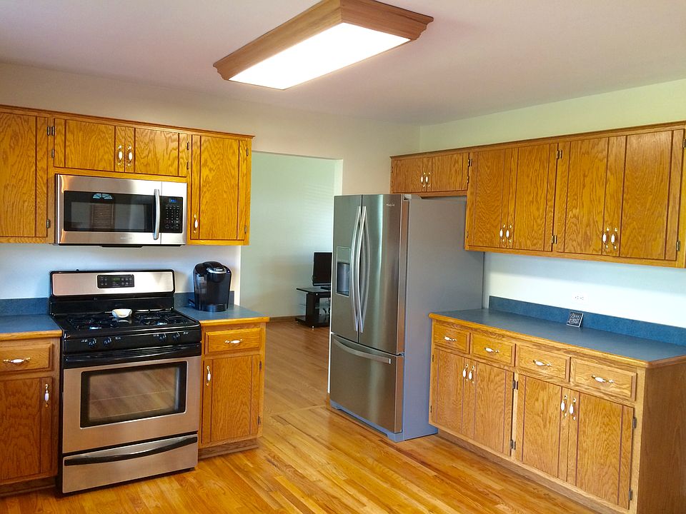 1st image of 661 Dartmouth Ln