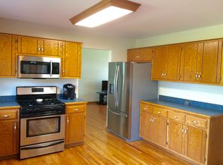661 Dartmouth Ln, New Lenox, IL 60451