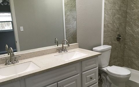 5th image of 1579 Buck St