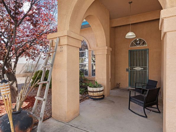 2553 Cabezon Dr NE, Rio Rancho, NM 87144