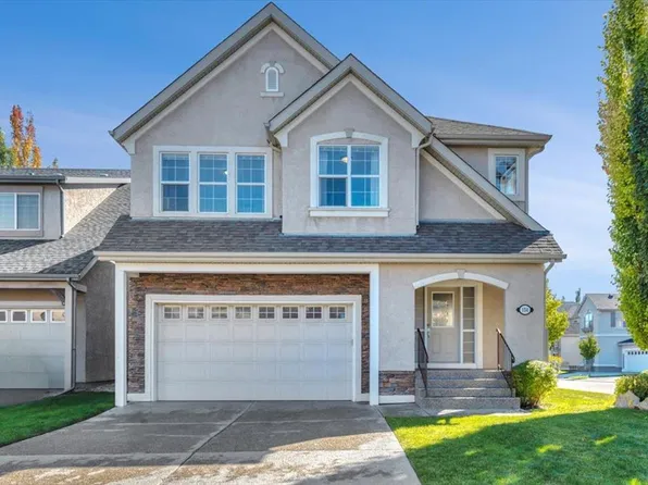 154 N Cranleigh Bay SE, Calgary, AB T3M 1H5