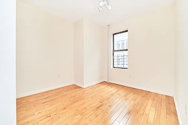 Rented by Living New York | media 7