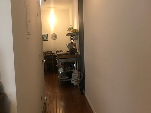 3rd image of 47-44 Vernon Blvd #4