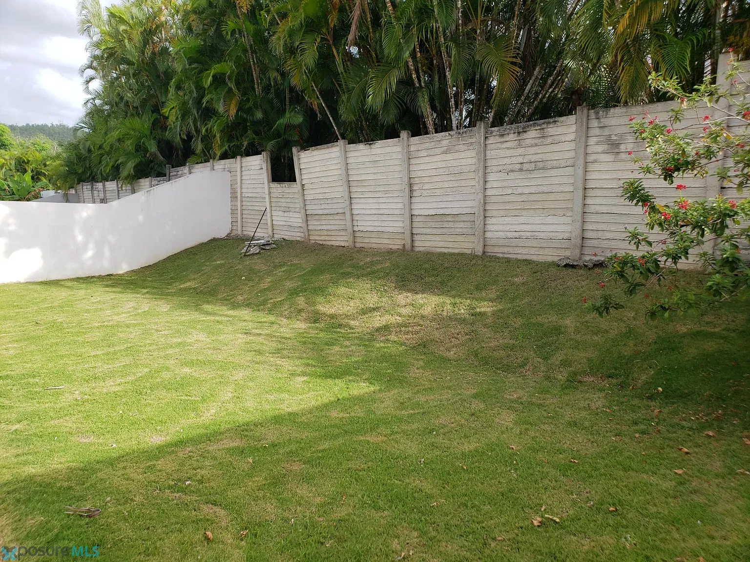3 bed, 3.5 bath, 2000 sqft, $2,000 — Photo 3