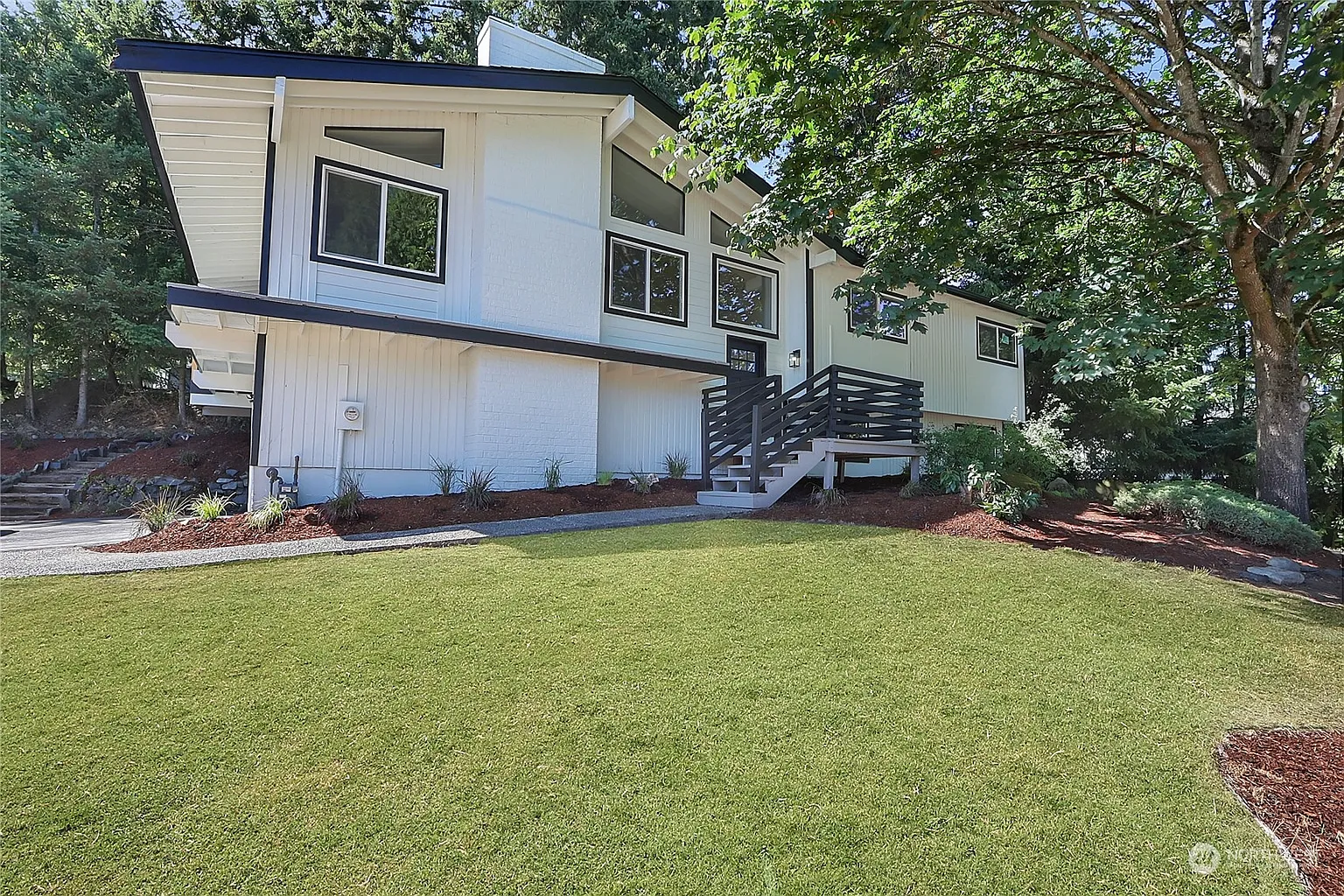 3019 24th Avenue Ct SE photo 1