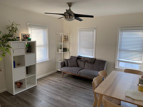 2nd image of 184 Maple Ave APT 2