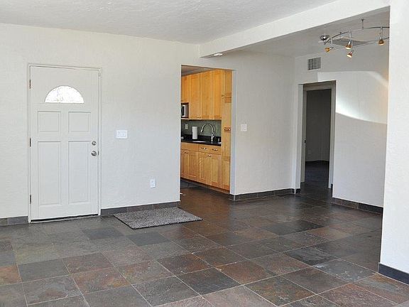 4th image of 2507 E Drachman St