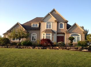 5024 Brittany Ln, Syracuse, NY 13215