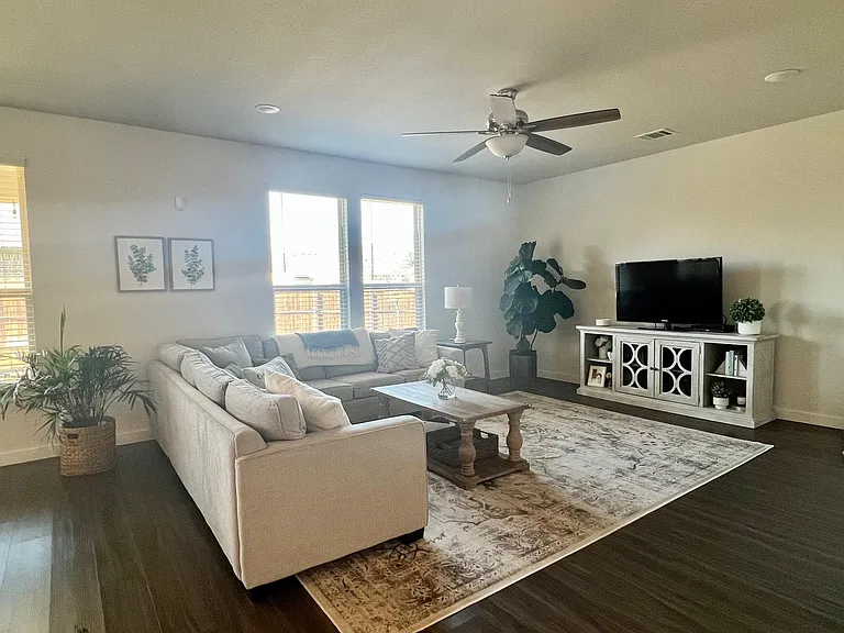 4300 Cozy Pine Dr — Photo 7
