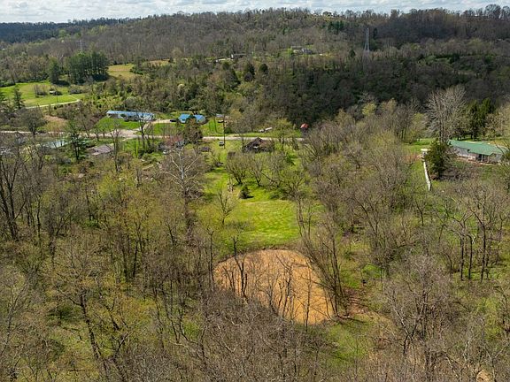3rd image of 1699 McCormick Rd