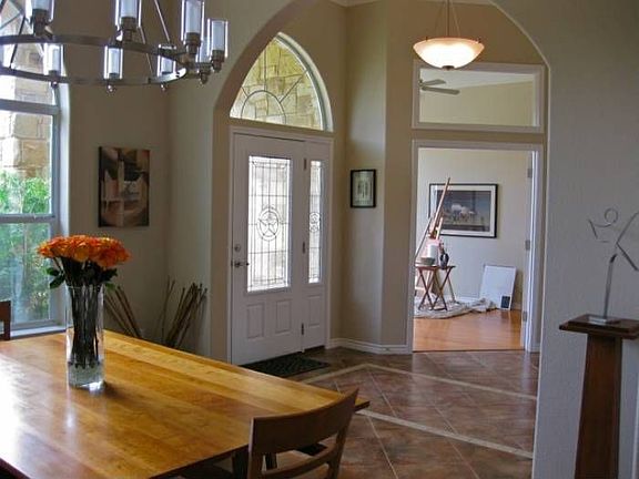 Entry/Dining