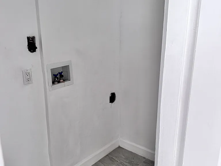 5255 Bougenville Dr — Photo 3