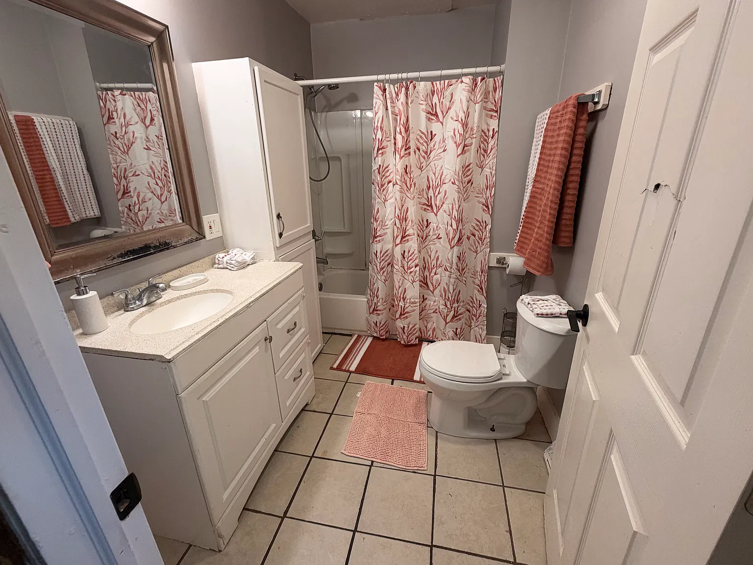 2 bed, $825 — Photo 3